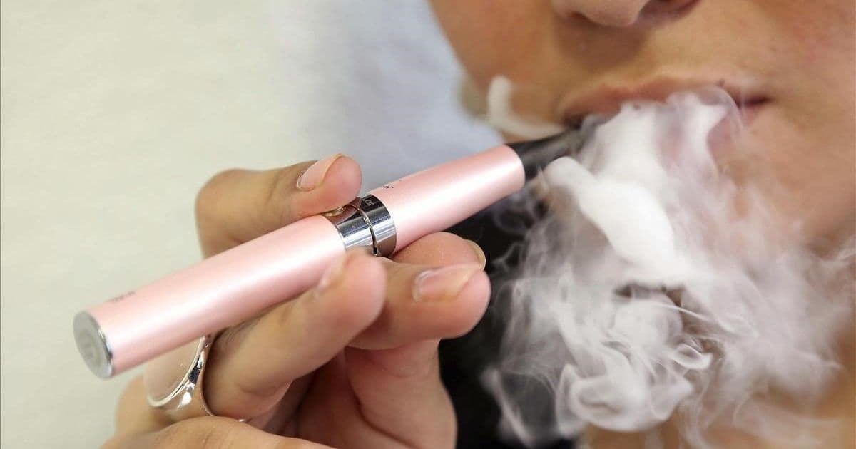 Estudo dos EUA apuram se lesão pulmonar em jovens tem relação com cigarro eletrônico