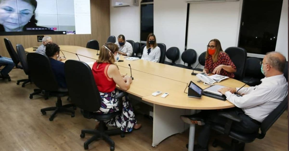 Sesab se reúne com entidades médicas para discutir panorama da Covid-19 na Bahia