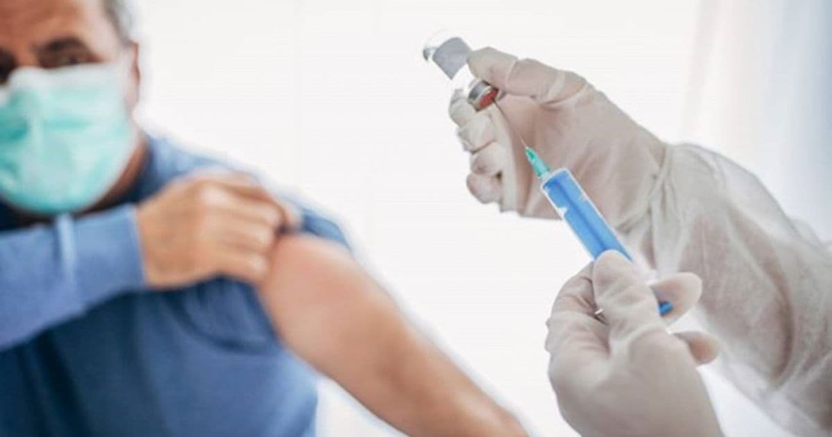 Anvisa permite dobrar número de voluntários em testes de vacina da Pfizer no Brasil