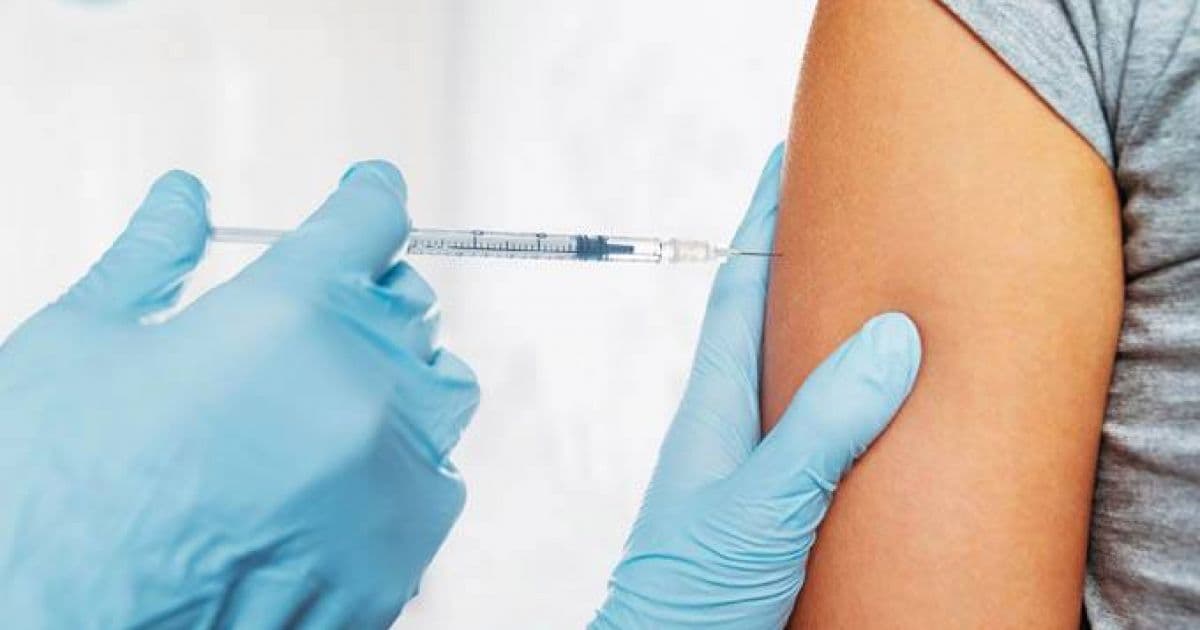 Brasil só deve ter doses para 30% do público previsto em 1º fase de imunização em janeiro 