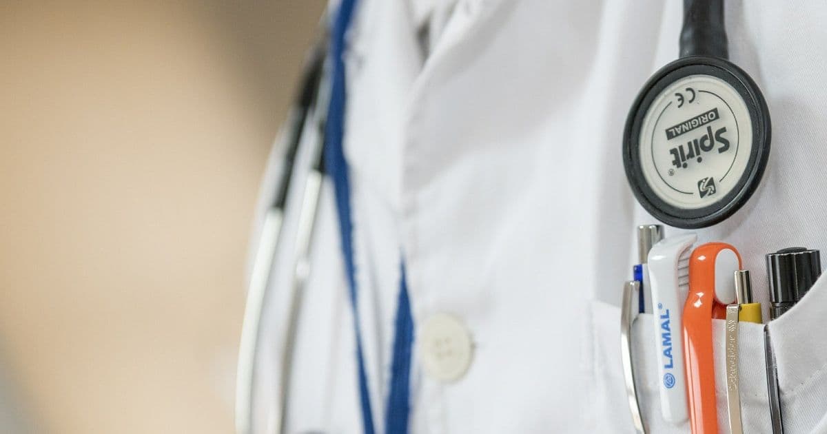 Contratos do 'Mais Médicos' que encerrariam em abril serão prorrogados por um ano