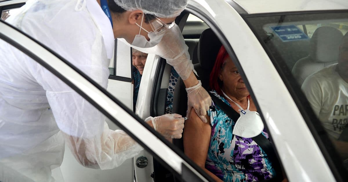 Campanha de vacinação contra gripe pode seguir faseamento etário em Salvador