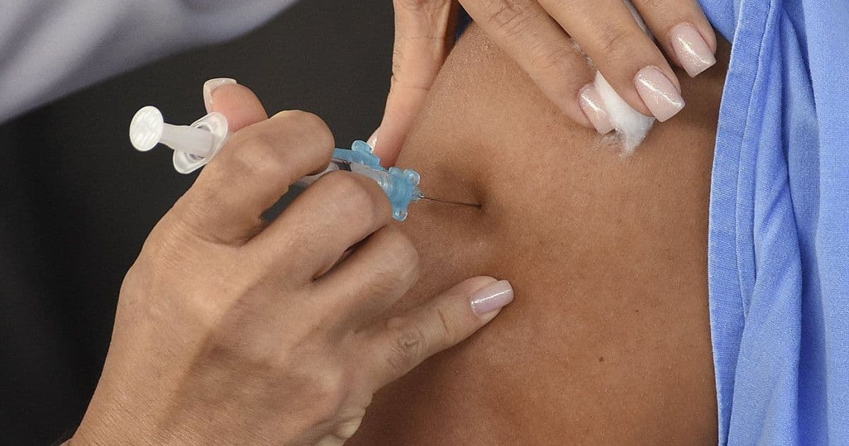 Salvador reduz número de adultos não vacinados para 59 mil
