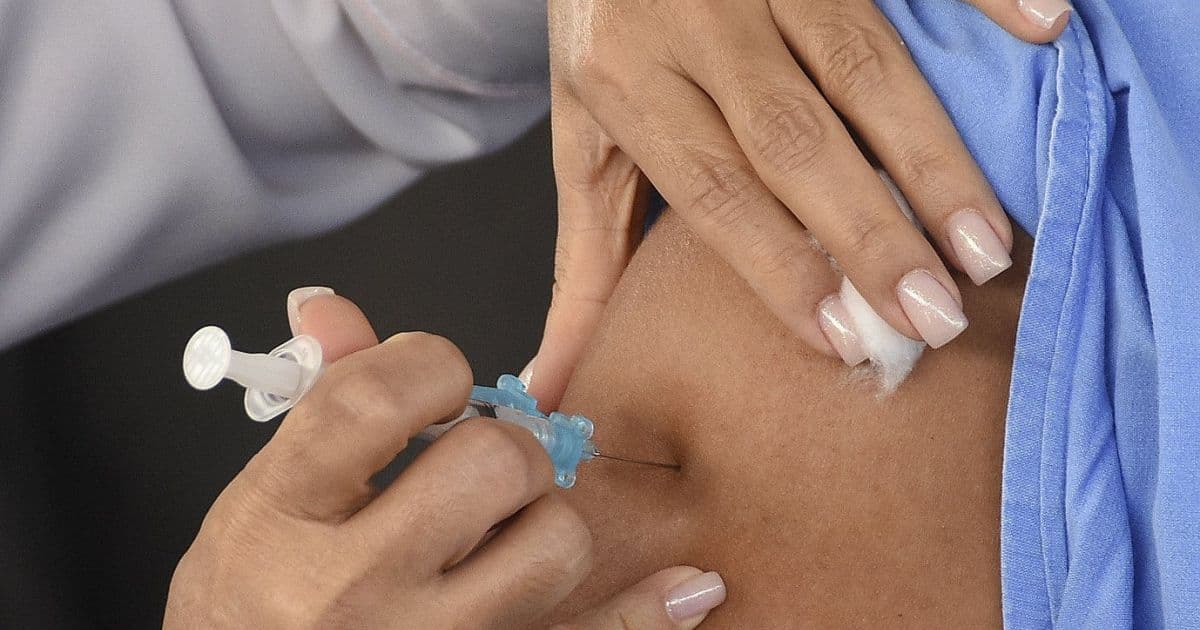 Brasil alcança 50% da população com esquema vacinal contra a Covid-19 completo