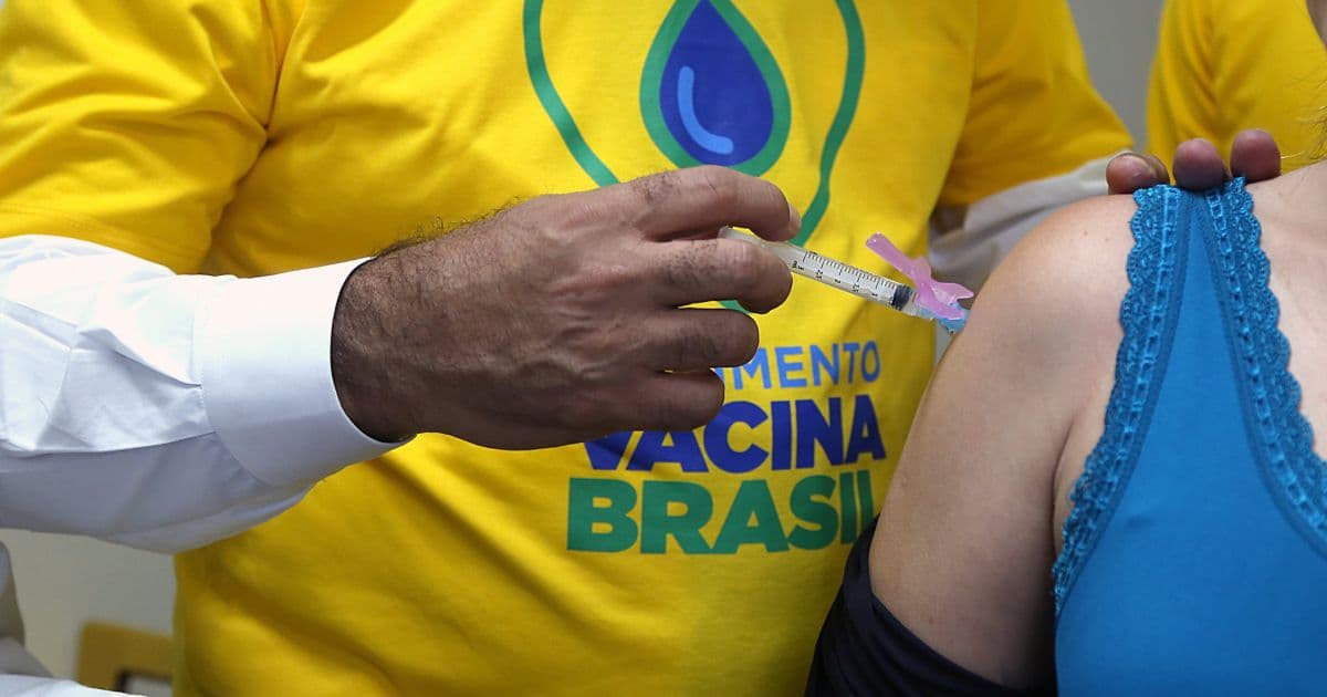 Cerca de 88% dos imunizados no Brasil querem tomar 3ª dose contra Covid
