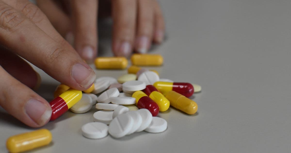 Pfizer anuncia pílula que reduz risco de hospitalizações e mortes por Covid em 89%
