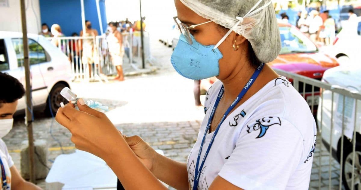Salvador tem 2.200 profissionais da saúde afastados por licença médica  