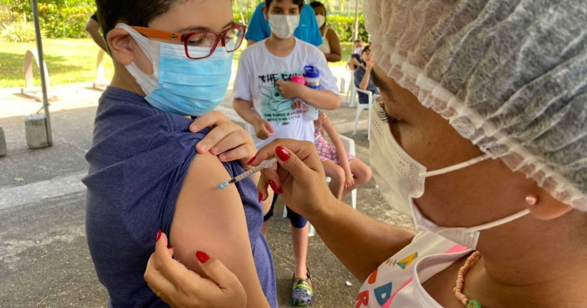 Cerca de 2 mil crianças receberam vacina contra a Covid neste sábado em Salvador