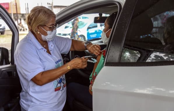 Salvador prorroga campanha e estende horário de vacinação contra Influenza e bivalente nesta quarta 
