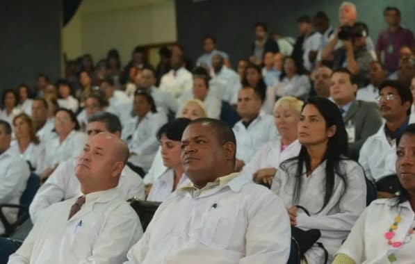 Brasil registra 575.930 médicos ativos; quantidade representa 2,81 por mil habitantes