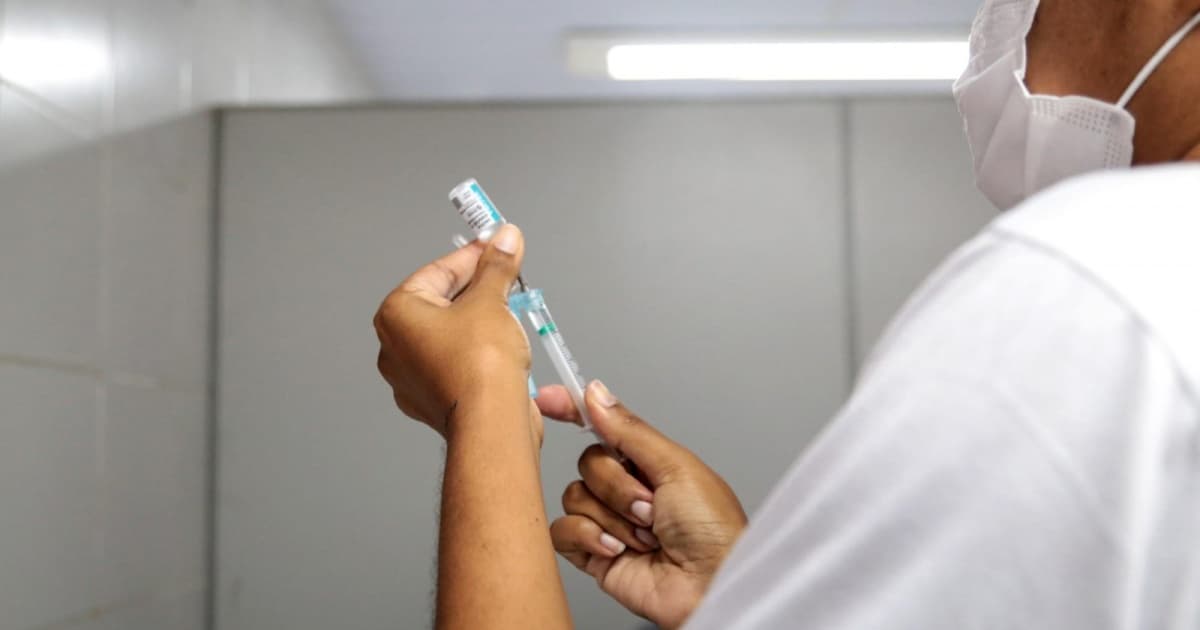SMS retoma vacinação contra a dengue e amplia público eletivo para a gripe a partir desta quinta-feira 