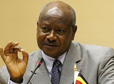 'Boca é para comer, não para sexo': Presidente da Uganda proíbe sexo oral
