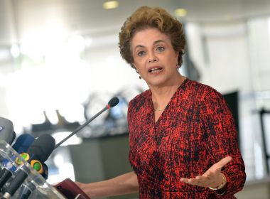 ‘O Mecanismo’: Dilma diz que Padilha ‘mente, distorce e falseia’ para ‘assassinar reputações’