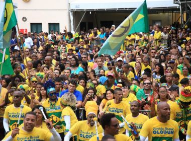 Olodum volta a animar torcida brasileira no Largo do Pelourinho em jogo contra Bélgica