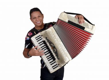 Targino Gondim grava música em parceria com Carlinhos Brown