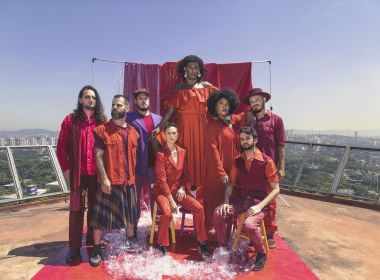 Liniker e os Caramelows apresentam turnê 'Goela Abaixo' em Salvador