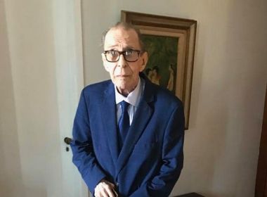 Morre, aos 88 anos, João Gilberto