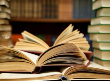 PL quer obrigar livrarias e bibliotecas privadas a ter espaço reservado para obras baianas