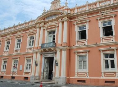 Justiça condena Iphan a restaurar Faculdade de Medicina da UFBA, primeira do Brasil