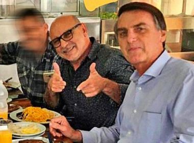 Bolsonaro orientou Fabrício Queiroz a faltar depoimento no MP, relata jornalista em livro