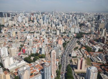 Justiça suspende edital com apoio a apresentações nas janelas de São Paulo