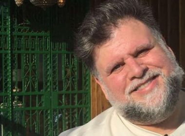 Morre George Vassilatos; ele estava com câncer e pode ter sido infectado com coronavírus