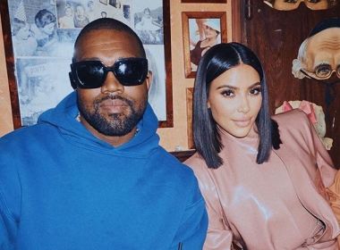 Em tuítes, Kanye West revela que tenta se divorciar de Kim Kardashian há dois anos
