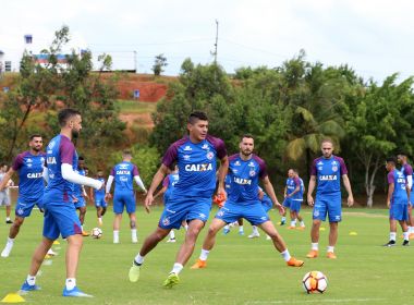Gilberto exalta elenco do Bahia: 'Bem servido de jogadores'