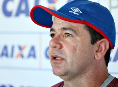 Enderson indica presenças de Lucas Fonseca, Mena e Zé Rafael contra o Palmeiras