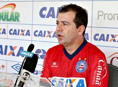 Enderson Moreira lamenta erros da arbitragem: ‘Merecíamos um resultado melhor’