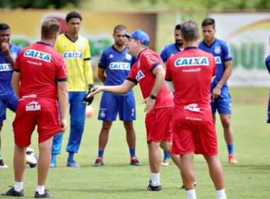 Foco no CRB: Bahia volta a trabalhar parte tática no Fazendão