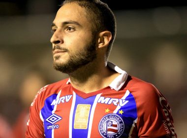 Bahia e Al-Wehda selam acordo, e meia Régis retorna ao Brasil; permanência é discutida