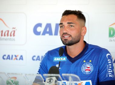 Autor de dois gols no triunfo do Bahia, Gilberto elogia Enderson e fala de Fernandão