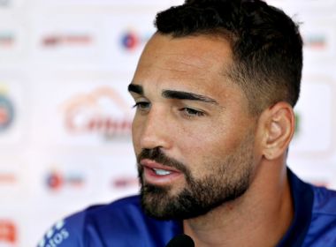 Gilberto lamenta eliminação do Bahia e fala de contusão durante o jogo