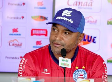 Roger fala do reencontro com o Grêmio e indica que vai decidir formação pouco antes do jogo