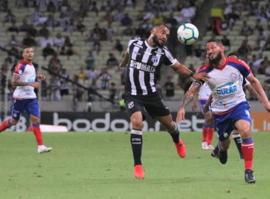 Arthur Caíke lamenta chances desperdiçadas, mas valoriza empate: 'Vai nos ajudar'