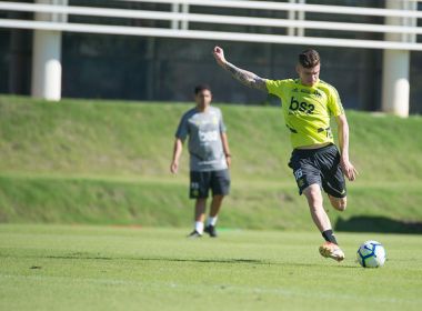Bahia deseja contar com volante Ronaldo e Flamengo avalia empréstimo