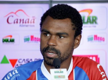 Apresentado no Bahia, Wanderson elogia elenco e projeta decisão contra o Grêmio