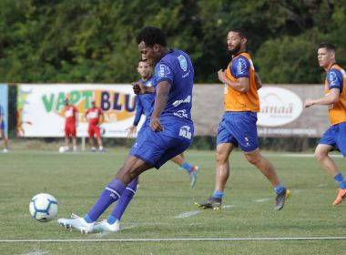 Com desfalques, Bahia faz último treino antes de seguir viagem para Chapecó