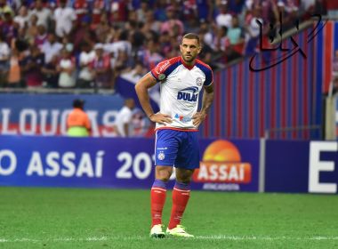 Expulso, Fernandão desfalca o Bahia no compromisso diante do Palmeiras