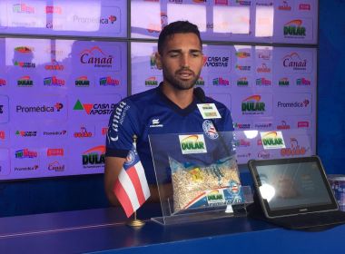 Gilberto comemora boa fase e fala sobre meme com Lewandowski: 'Ele é melhor'