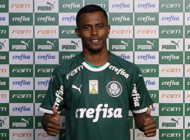 Bahia abre negociação para contratar o atacante Carlos Eduardo, do Palmeiras
