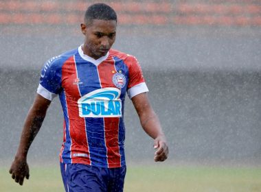 Chapecoense confirma acerto com o Bahia para contratar Fernandinho por empréstimo