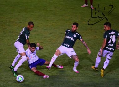 Bahia joga mal, mas consegue arrancar empate com o Palmeiras em Pituaçu