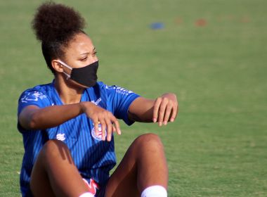 Capitã do Bahia celebra volta aos treinos: 'É uma honra vestir esse manto'