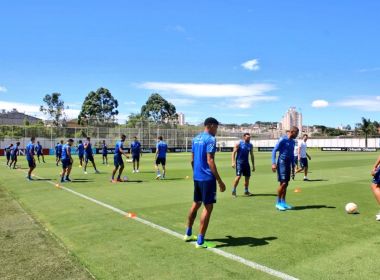 No CT do Corinthians, Bahia faz último treino antes de embarque para Buenos Aires