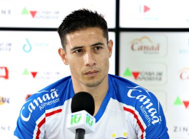 Elogios, papo com Maxi e preferência em campo: Ruiz dá 1ª entrevista no Bahia