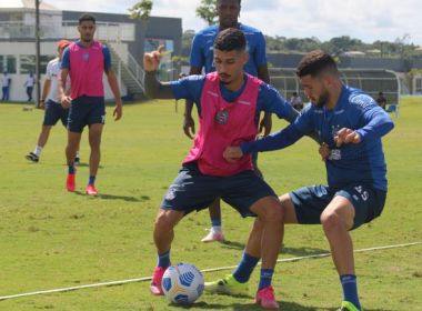 Elenco do Bahia faz treino setorizado no CT Evaristo de Macedo