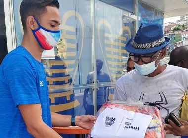 Bahia promove entrega de cestas básicas para ambulantes da Arena Fonte Nova