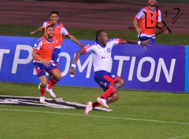 Com 4 gols do iluminado Rodallega, Bahia vence o Fortaleza e encerra jejum no Brasileiro